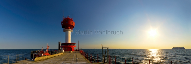 Panorama kiel - Leuchtturm Kiel in der Morgensonne