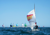 Flying Dutchman World Championship 2026 -  Downwinds - vorn Juan Luis PAEZ und José Luis RUIZ GIRON, ESP 99, vom REQL CLUB NAUTICO DE CADIZ