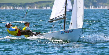 Flying Dutchman World Championship 2026 - die bekannten dänischen Segler Jørgen und Jacob BOJSEN-MØLLER, DEN 21, Bootsname "Statler und Waldorf", vom Hellerup Sejlklub segelten mit 70 bzw. 72 Jahren Lebensalter auf den 5. Platz