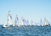 Flying Dutchman World Championship 2026 - Das Teilnehmerfeld auf dem ersten Upwind - Leg