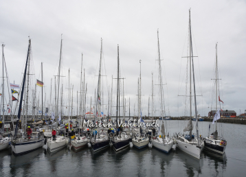 W6 Capitell Cup Rund Helgoland - Päckchenliegen im Hafen